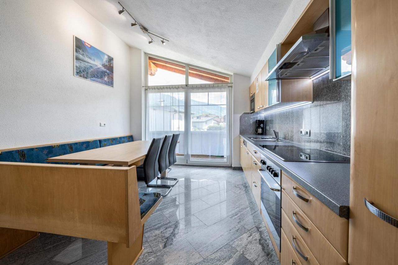 Apartamento Haus Rudi Ried im Zillertal Exterior foto