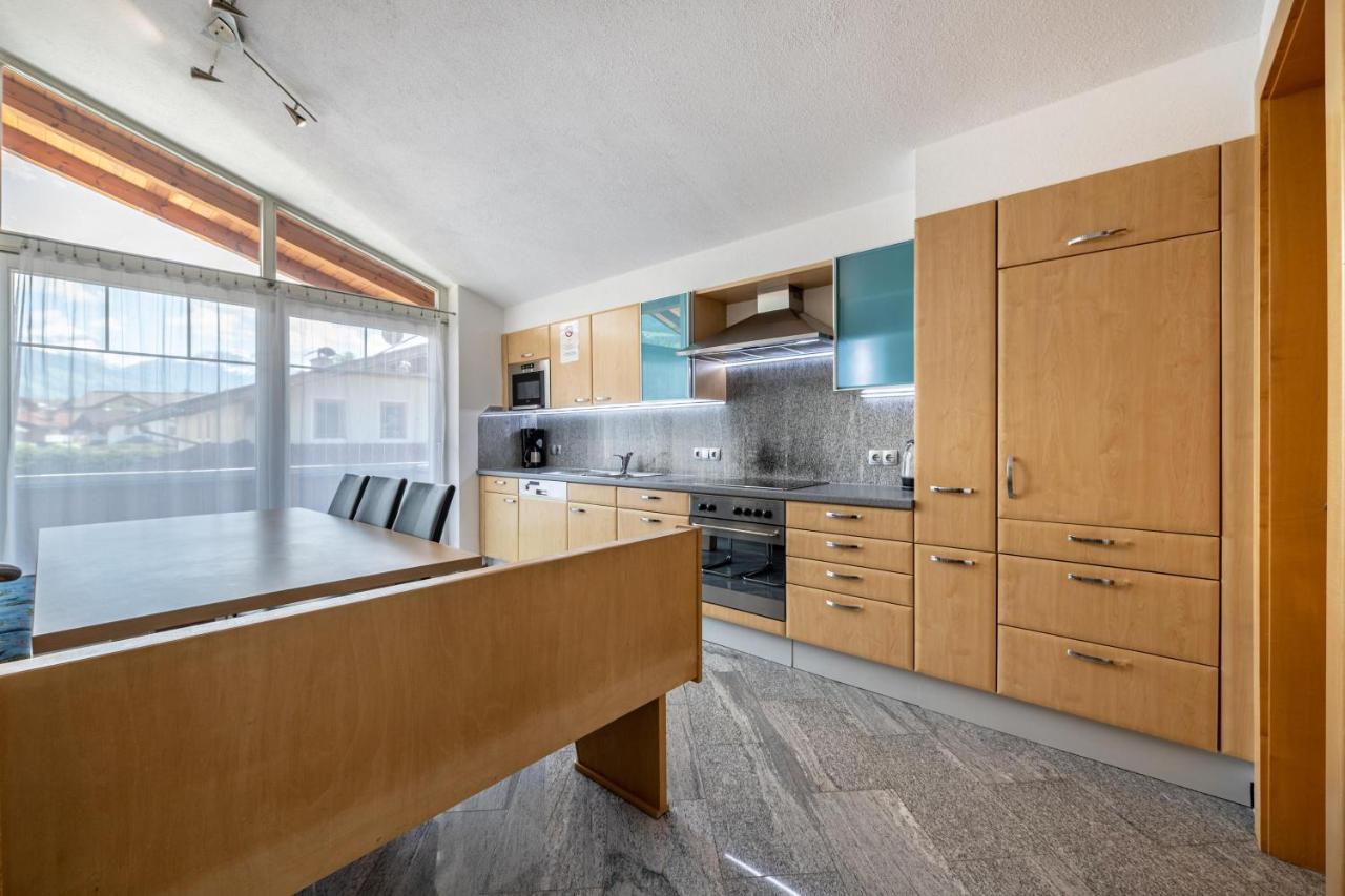 Apartamento Haus Rudi Ried im Zillertal Exterior foto