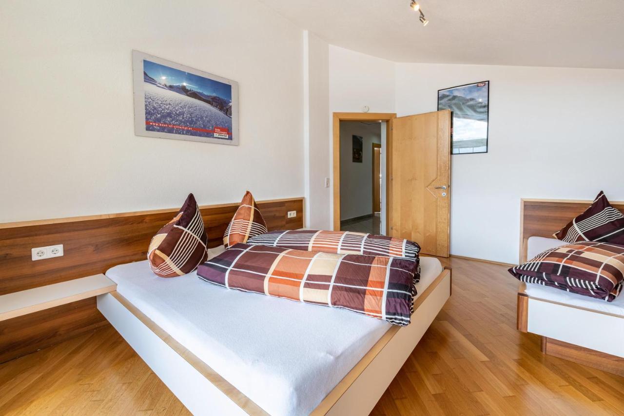 Apartamento Haus Rudi Ried im Zillertal Exterior foto